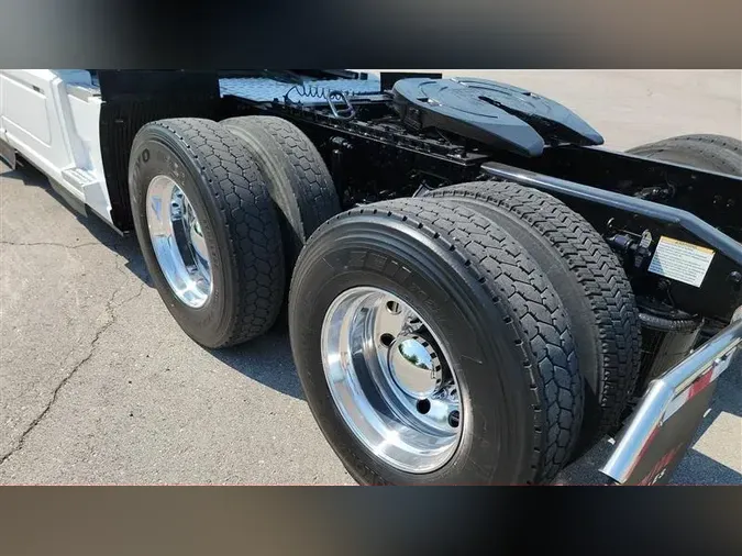 2023 MACK AN64T