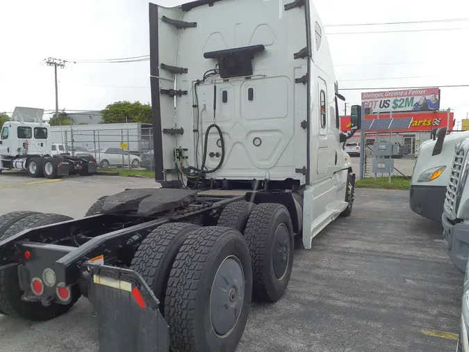 2019 FREIGHTLINER/MERCEDES CASCADIA 125