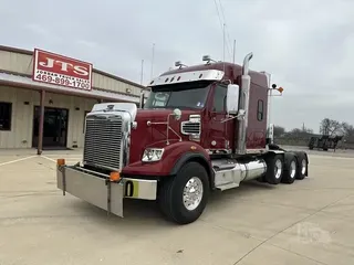 2020 FREIGHTLINER 122SD