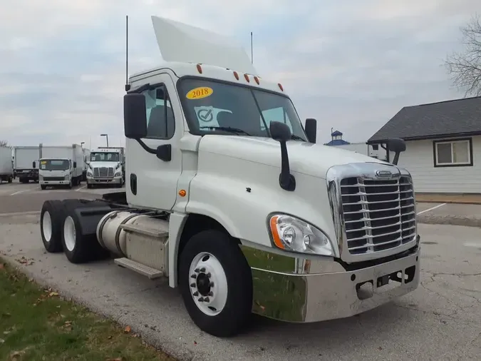 2019 FREIGHTLINER/MERCEDES CASCADIA 125