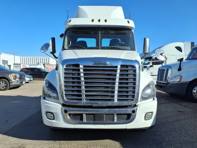 2019 FREIGHTLINER/MERCEDES CASCADIA 125f4cdbd791321d9d7f21046c42e78279a