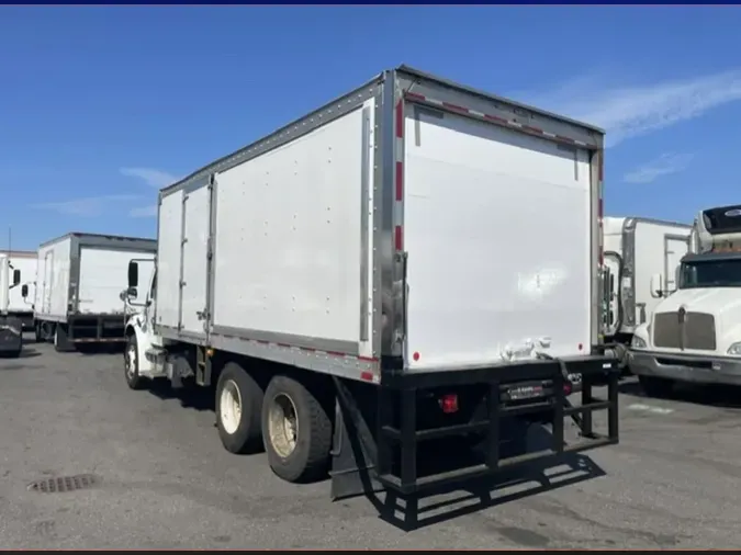 2019 FREIGHTLINER/MERCEDES M2 106