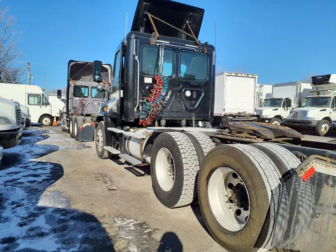 2018 FREIGHTLINER/MERCEDES CASCADIA 125