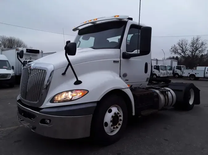 2019 NAVISTAR INTERNATIONAL RH613 DAYCAB S/Af4d085c3b703bd83060803c56b688f1c