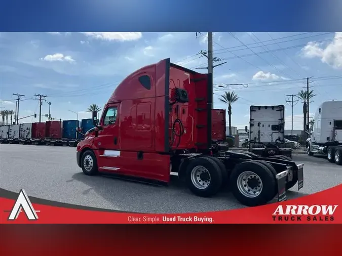 2022 FREIGHTLINER CA126
