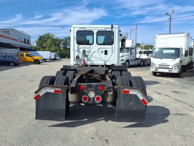 2017 FREIGHTLINER CASCADIA 125