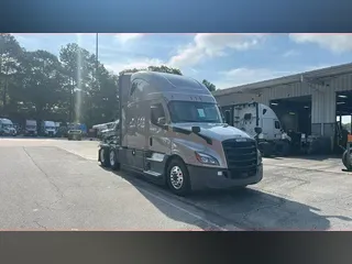 2025 Freightliner Cascadia 126