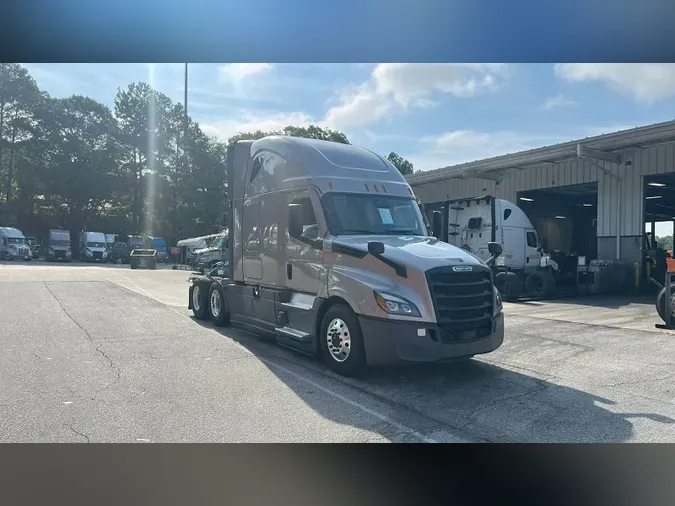 2025 Freightliner Cascadia 126f4d3d9bf577959aa10518546c32227f9