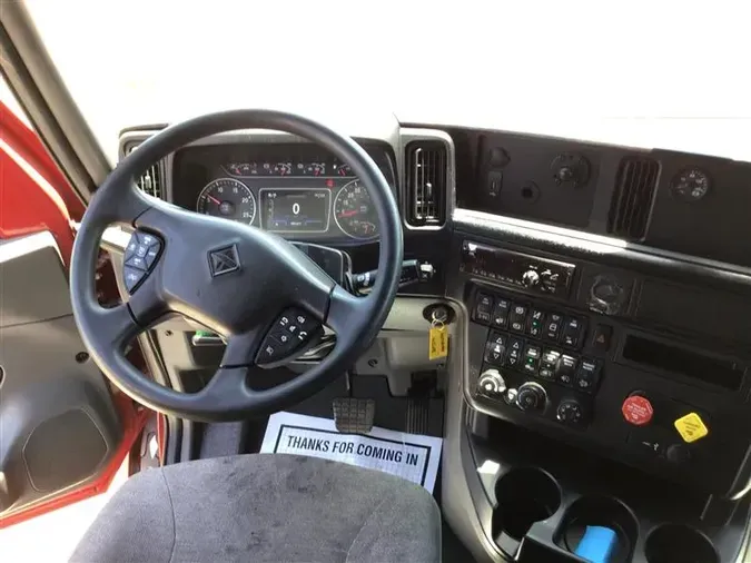 2021 INTERNATIONAL LT625