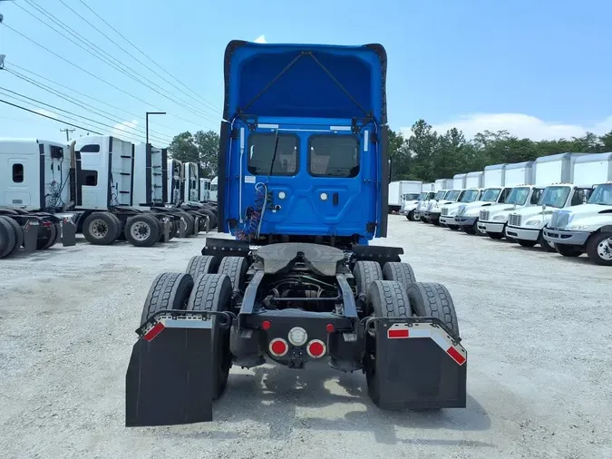2019 FREIGHTLINER NEW CASCADIA PX12664