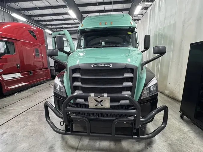 2023 Freightliner Cascadia&reg;