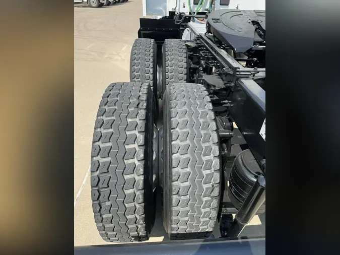 2022 Peterbilt 579f4e0de35e1d2ba98ff387ed835b4cf7d