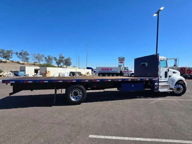 2021 Peterbilt 337