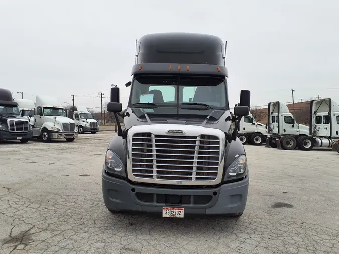 2019 FREIGHTLINER/MERCEDES CASCADIA 125