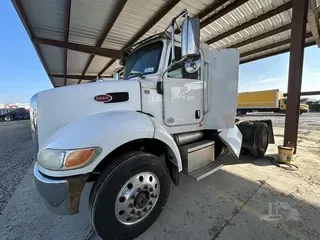 2016 PETERBILT 337