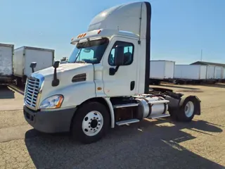 2014 FREIGHTLINER/MERCEDES CASCADIA 113