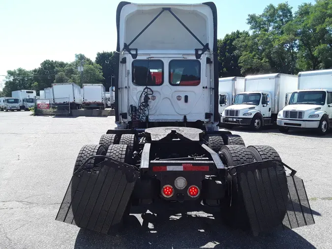 2018 FREIGHTLINER/MERCEDES CASCADIA 125