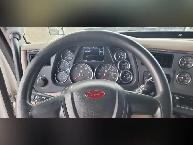 2022 Peterbilt 579f4eb9410477a6eb8992266272b91fce6