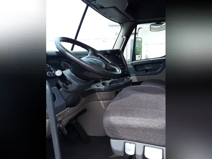 2019 FREIGHTLINER/MERCEDES CASCADIA 125