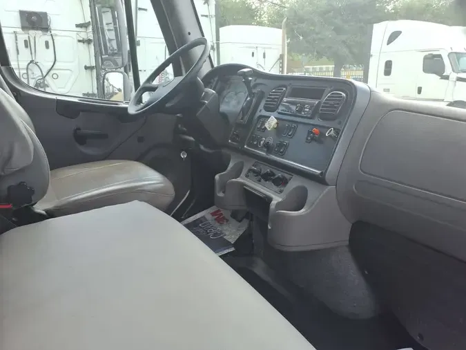 2019 FREIGHTLINER/MERCEDES M2 106f4ec7b17003a2b7f3b9eb559f2f5f799