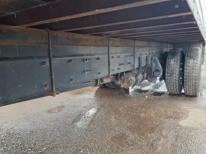 2019 FREIGHTLINER/MERCEDES M2 106