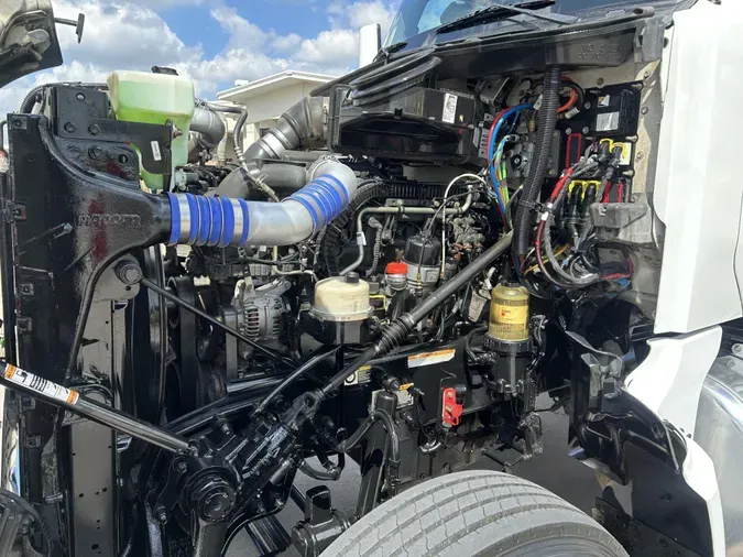 2020 Peterbilt 567