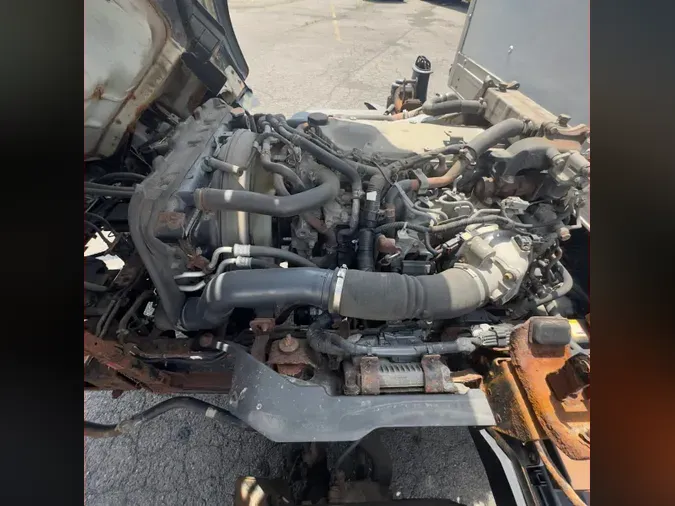 2018 ISUZU NQR