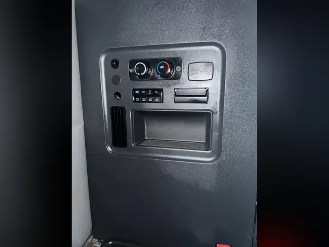 2022 FREIGHTLINER Cascadia 126