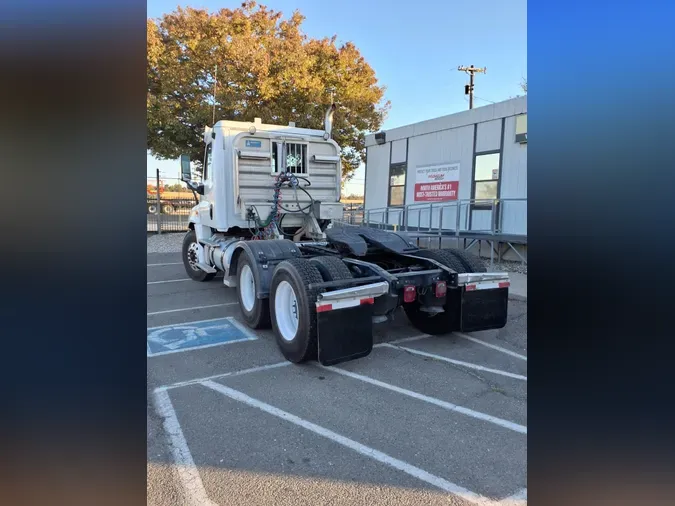 2018 FREIGHTLINER/MERCEDES CASCADIA 125