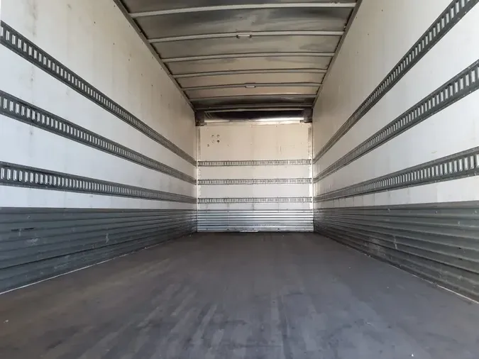 2017 FREIGHTLINER/MERCEDES M2 106