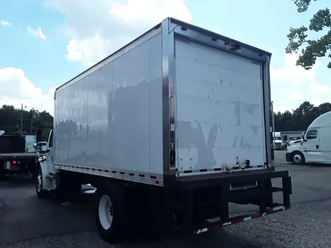 2018 FREIGHTLINER M2 106