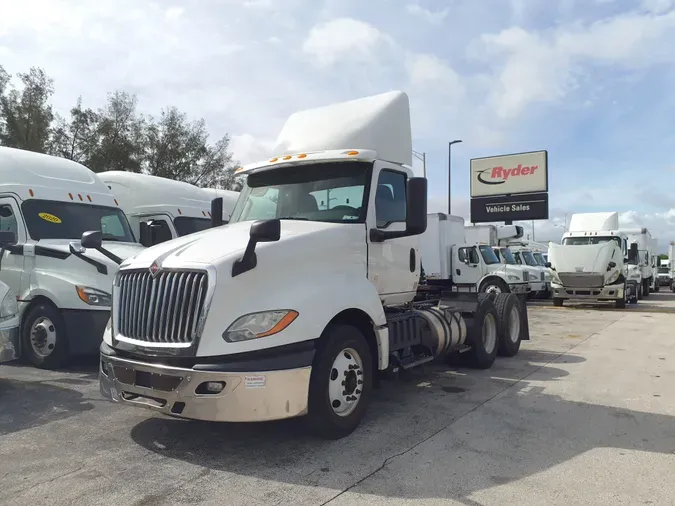 2018 NAVISTAR INTERNATIONAL LT625 DAYCAB T/A