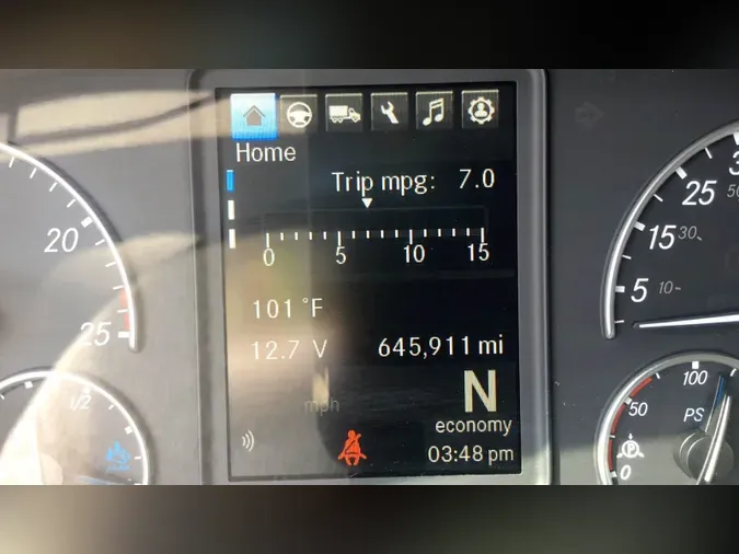 2022 Freightliner Cascadia 126