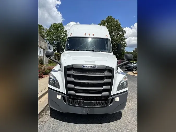 2019 FREIGHTLINER CASCADIA 126