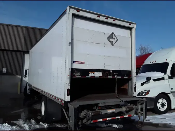 2019 FREIGHTLINER/MERCEDES M2 106