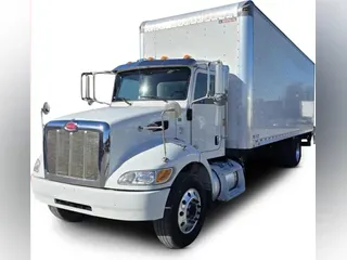 2020 Peterbilt 337