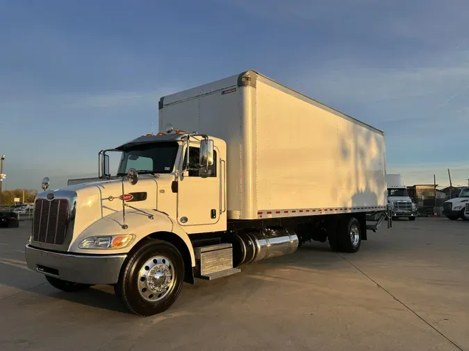 2019 Peterbilt 337