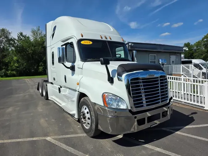 2018 FREIGHTLINER/MERCEDES CASCADIA 125