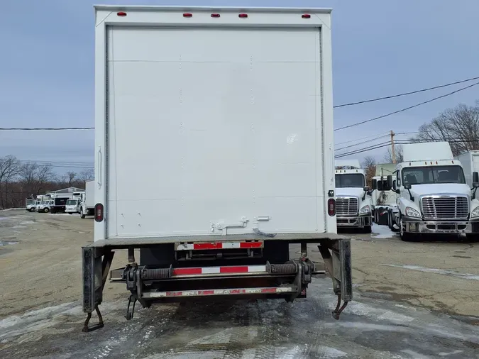 2018 FREIGHTLINER/MERCEDES M2 106