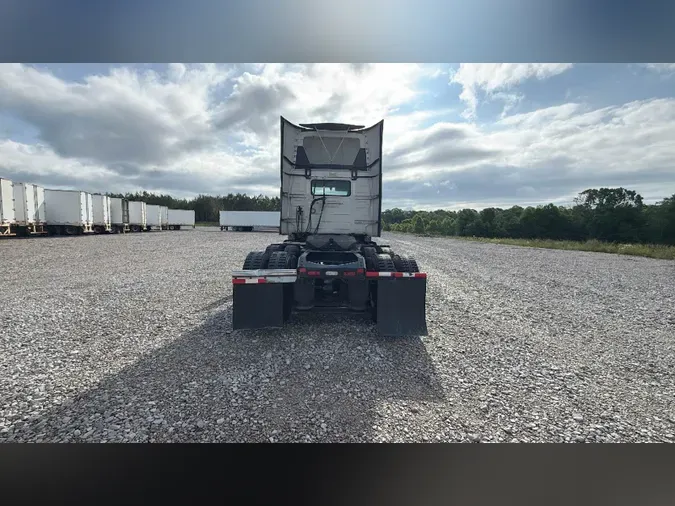 2020 Volvo VNL300f50a1bcf5f7d4ffc221a3a319cc0ac13