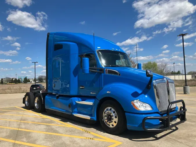 2022 Kenworth T680