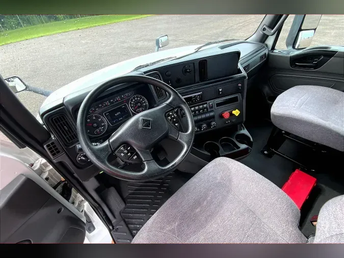 2020 INT LT625 6x4