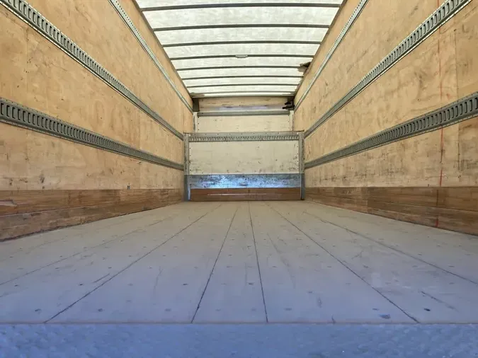 2019 FREIGHTLINER/MERCEDES M2 106