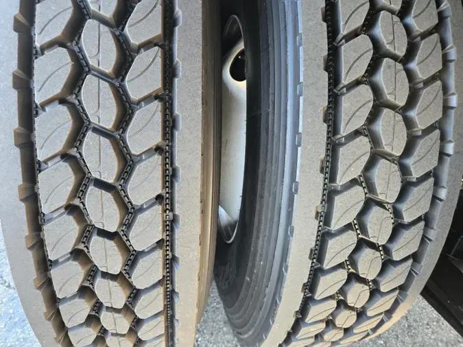 2020 Freightliner Business Class M2 106