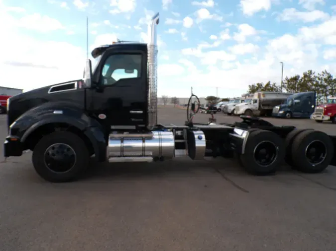 2026 Kenworth T880f515e851dfbad6d7a94a9b1eb4bc6ac8