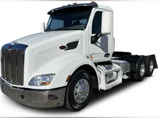 2017 Peterbilt 579