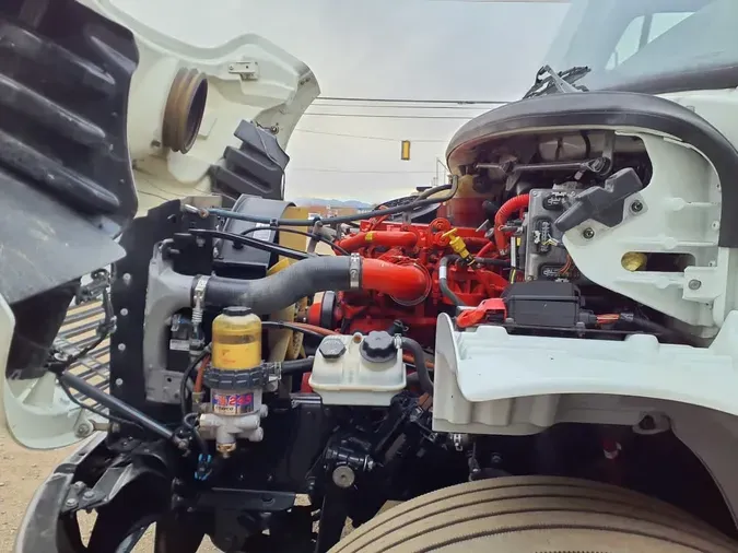 2018 FREIGHTLINER/MERCEDES M2 106