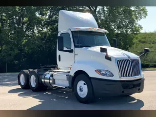 2019 INT LT625 6x4