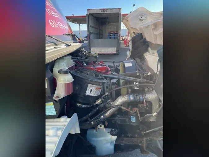 2019 FREIGHTLINER/MERCEDES M2 106