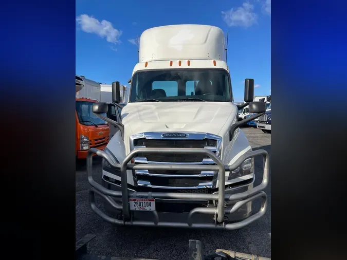 2019 FREIGHTLINER/MERCEDES NEW CASCADIA 116